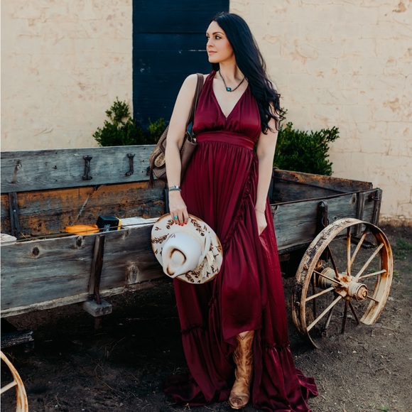 Meet your posher, Sarah - Picture 14 of 16